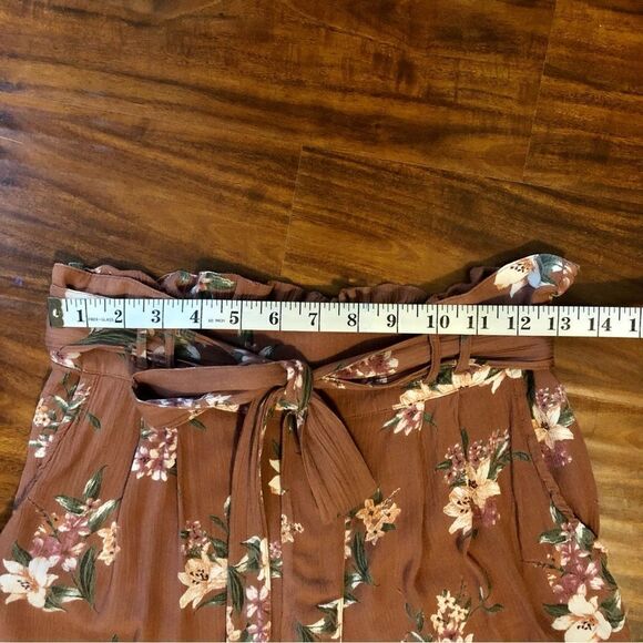 American Eagle High Waisted Floral Print Pants Size S/P/CH - Picture 8 of 9